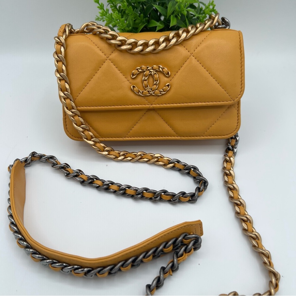 Chanel 19 Wallet On Chain Lambskin mustard yellow shoulder bag❤️ - Picture 13 of 13